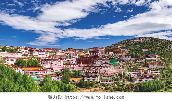 西藏拉萨甘丹寺